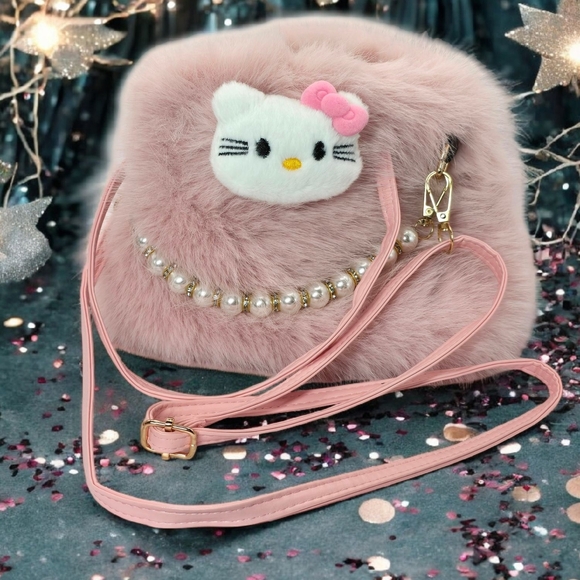 Hello Kitty Pink Faux Fur Handbag With Removable Pearl Accent Chain - Picture 2 of 8
